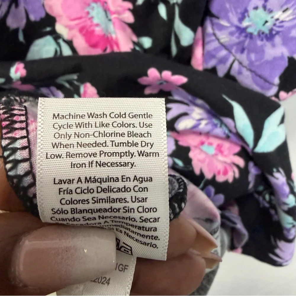 Aria Black and Pink Floral Sleeveless Cotton Nightgown Size Medium‎